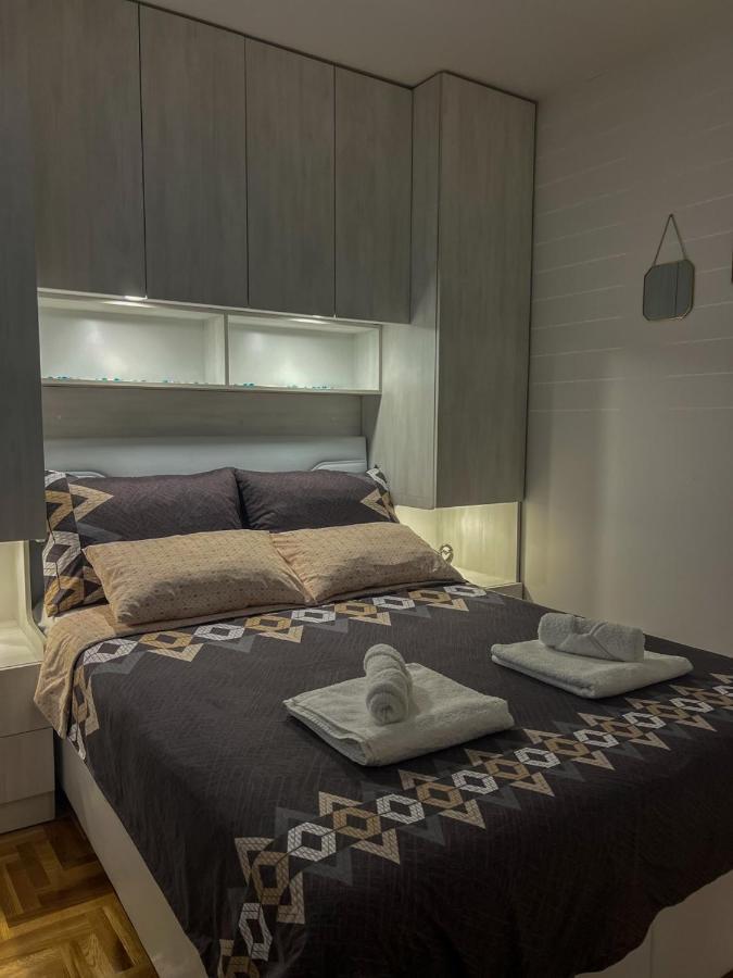 Apartman Ml Lukavica Екстериор снимка