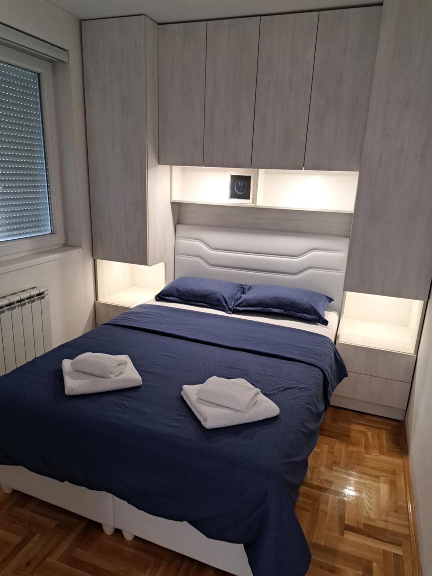 Apartman Ml Lukavica Екстериор снимка